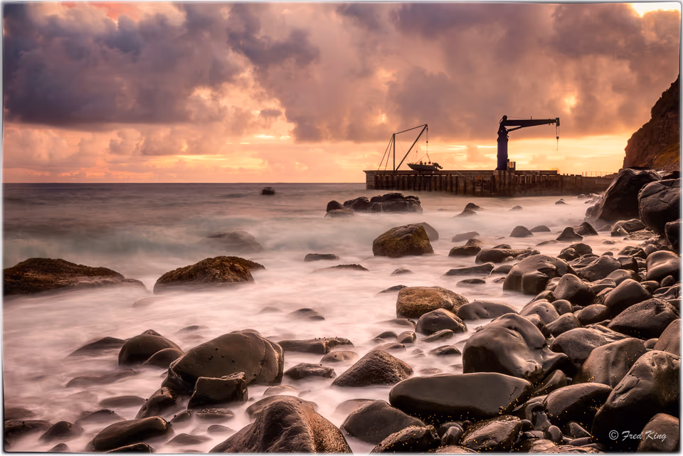 Colour Landscape & Waterscapes, photograph by Fred King