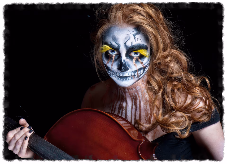 Portraits & Studio, photograph by Fred King