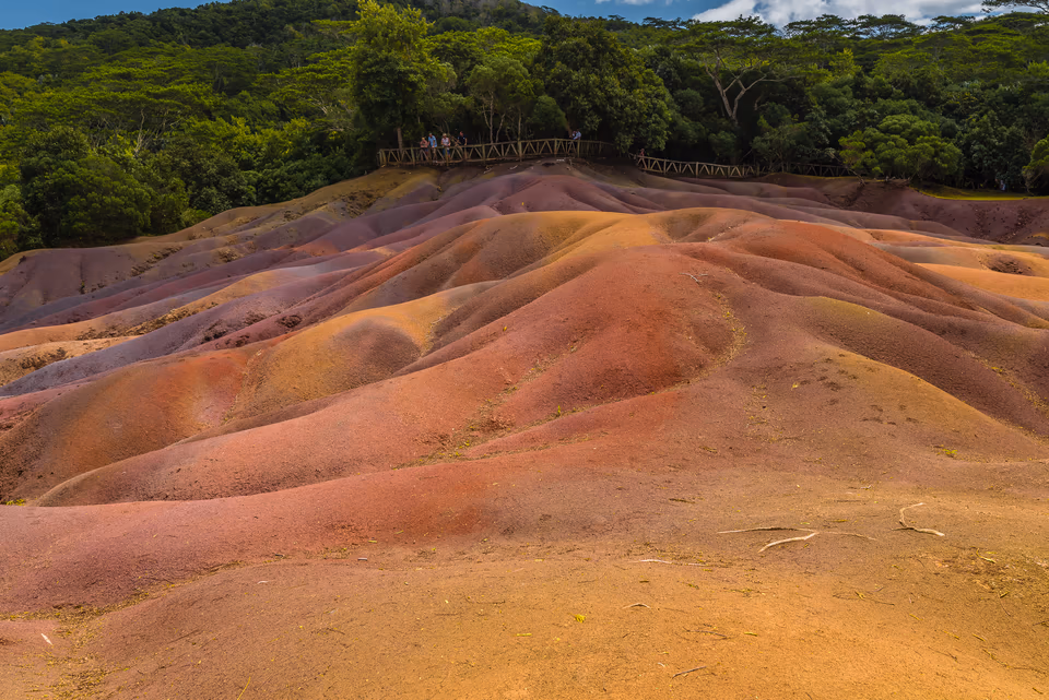 Colour Landscape & Waterscapes, photograph by Fred King
