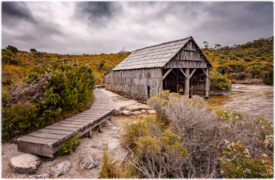 Colour Landscape & Waterscapes, photograph by Fred King