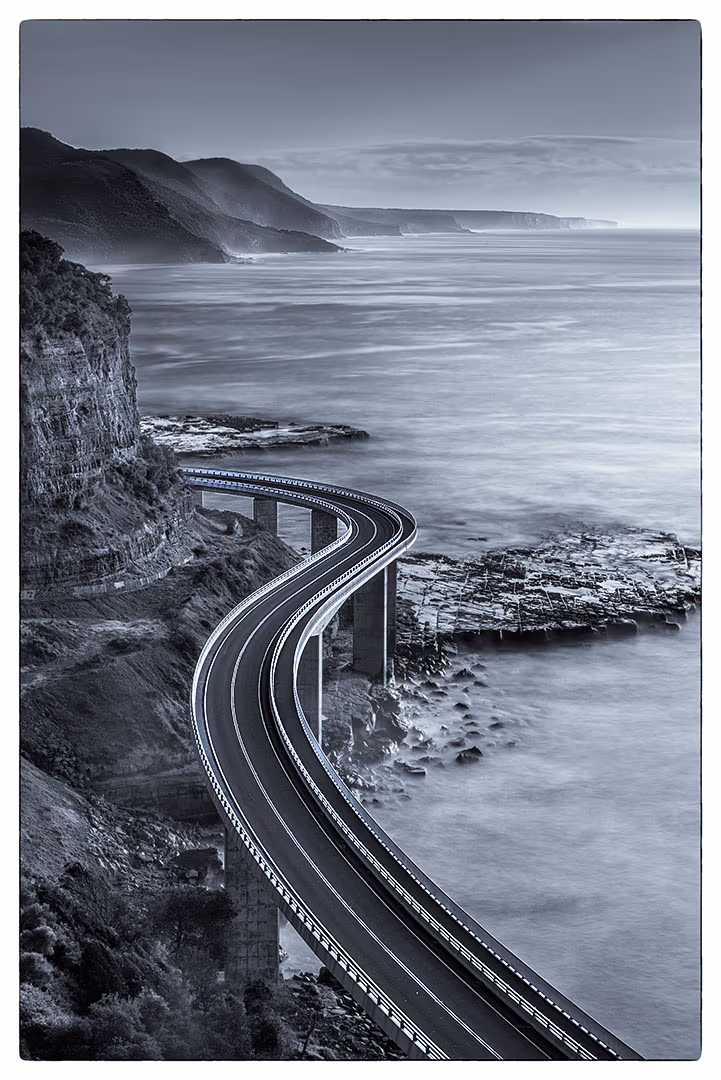 Sea Cliff Bridge Sunrise tele blue